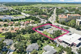 925 Tamiami Trl S