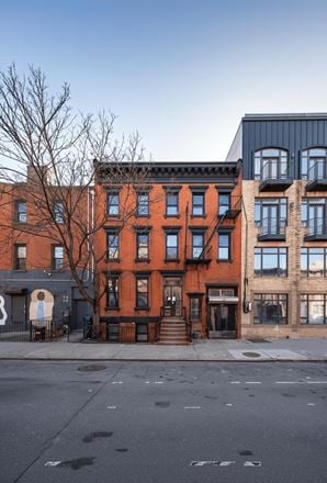 500 SF | 94 S 1st Street | Williamsburg Ground Floor Retail Space with Mezzanine for Lease