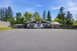 352 Quaker Rd