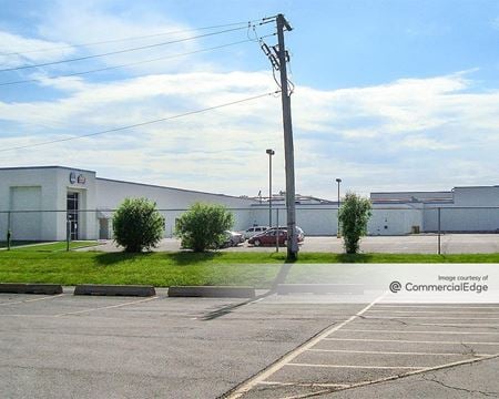 Industrial space for Rent at 1107 East Lake Street in Streamwood