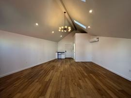 1023 Lincoln Ave