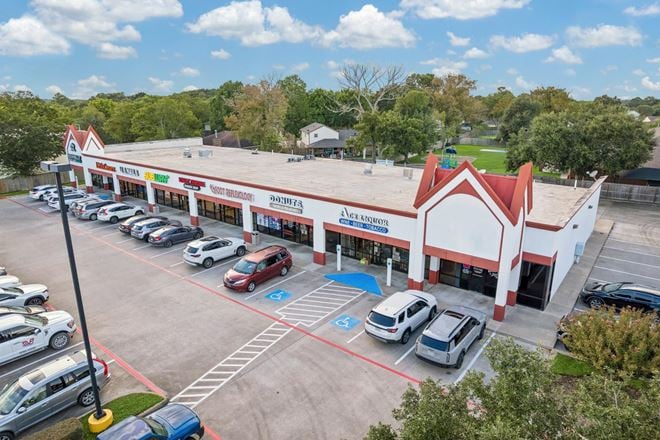 5010 W. Main Street, Suite I, League City, TX 77573