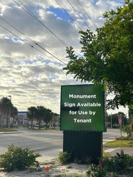 Retail space for Sale at 2061 S US Highway 1 in Fort Pierce