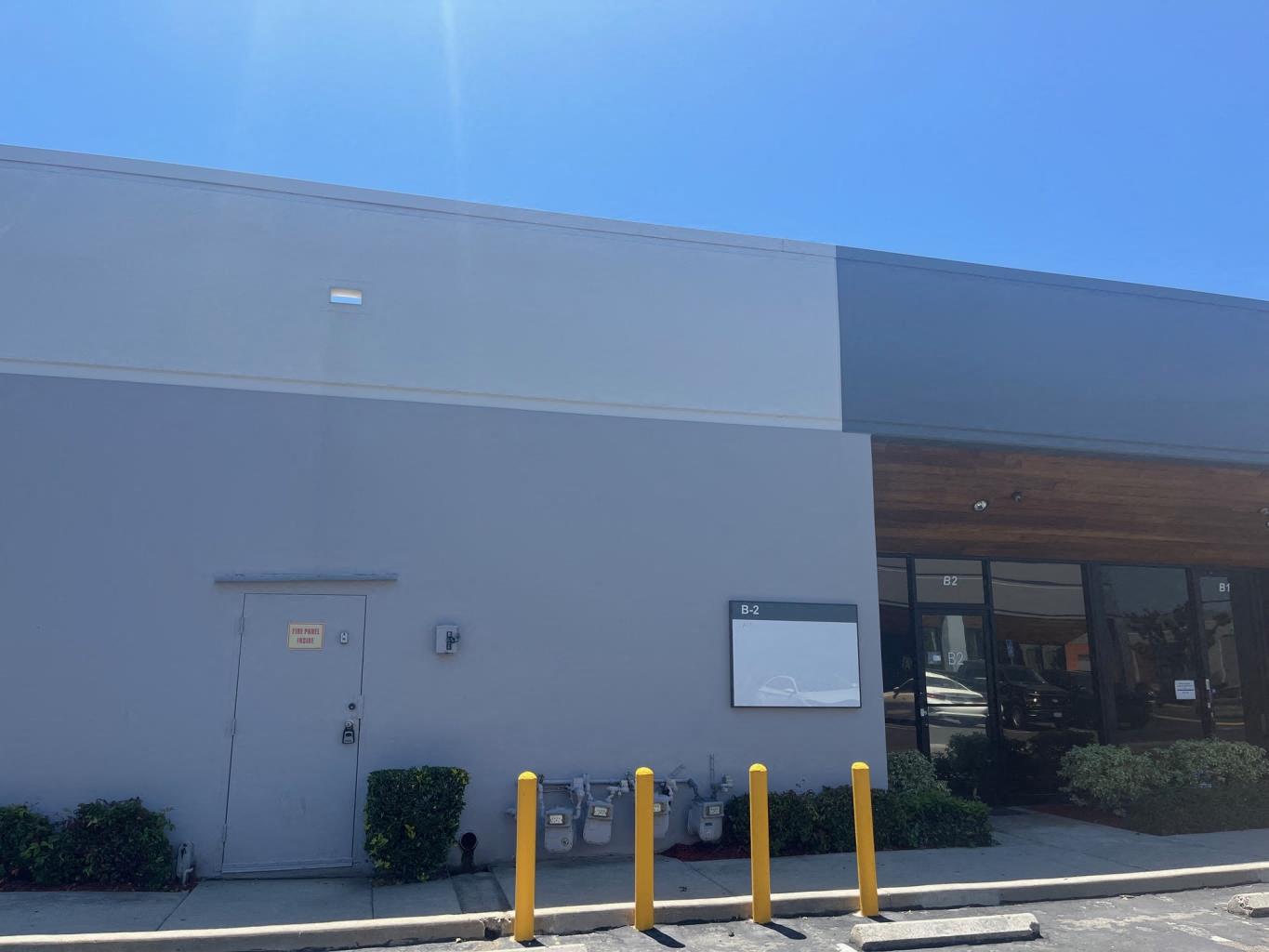 9400 Lurline Ave., Unit B2