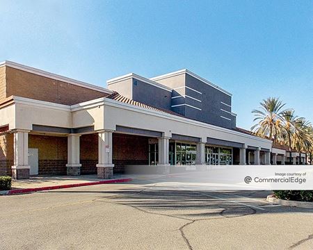 Retail space for Rent at 2505 El Camino Real in Tustin