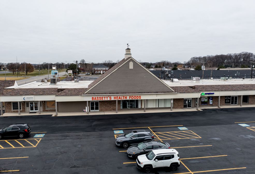 Colonial Village Plaza 4400 Heatherdowns Blvd Retail Space