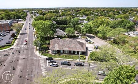 Retail space for Sale at 8 Little East Neck Rd in Babylon