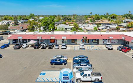 Retail space for Rent at 736 W Inyo Ave in Tulare