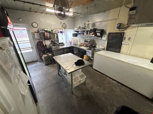 Turnkey Restaurant in Arcola, MO for Sale