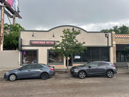 2260 S Broadway 