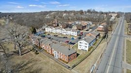 Plaza Hill Manor