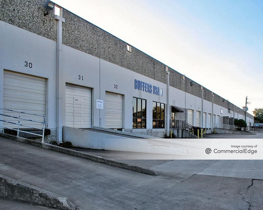 Market McCarty Distribution Center - 8000 Market Street