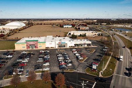 Retail space for Rent at 27151 Crossroads Pkwy in Perrysburg