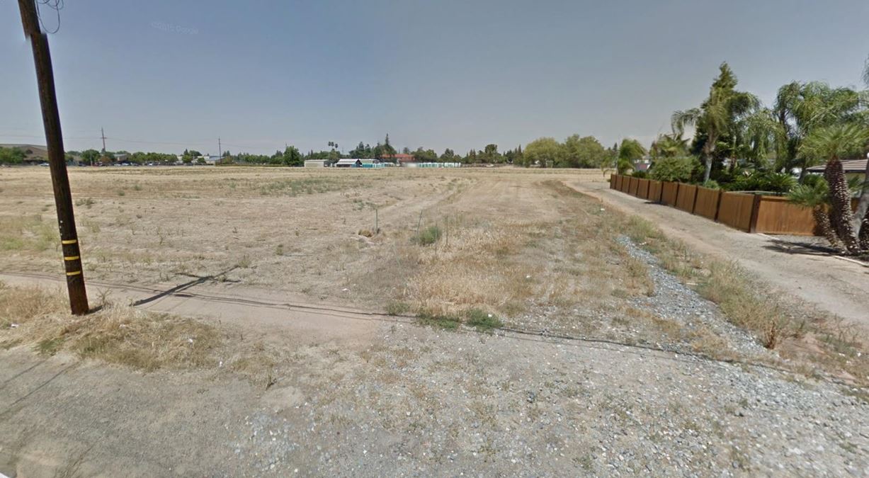 12-34-acres-of-vacant-land-zoned-residential-nec-dakota-and-cornelia