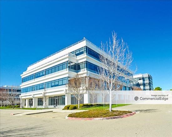 5880 & 5890 Owens Drive