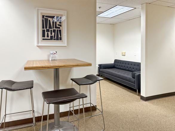 Regus - Boulder - Center Green Dr