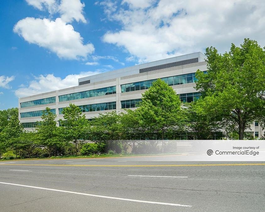 Freddie Mac HQ 4 - PHO IV - 1551 Park Run Drive, McLean, VA | Office ...