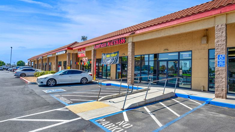 Shopping Center Availabilities: Retail Shop Space w/ TI’s