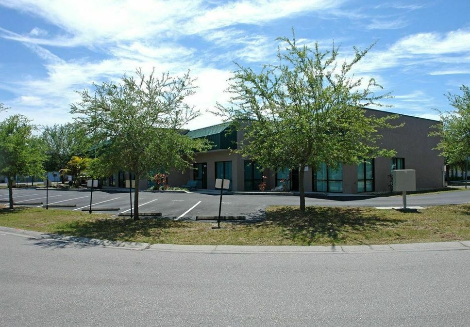 1899 Porter Lake Dr Unit 106