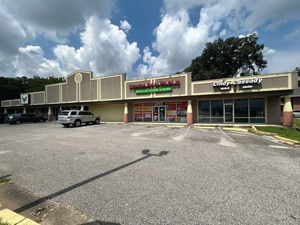 Tippin Avenue Plaza