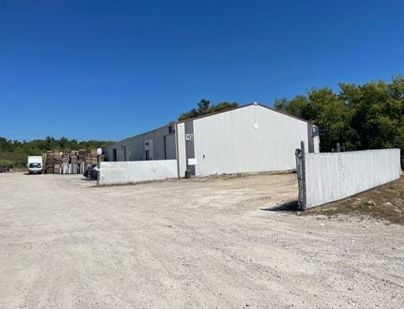 Industrial space for Rent at 143-A Industrial Drive in Gilberts