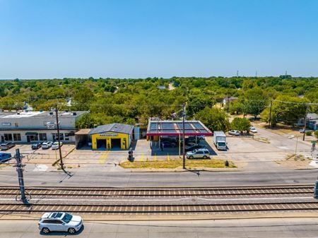 Flex Space space for Sale at 3701 S Lancaster Rd in Dallas
