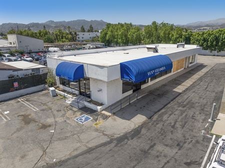 Retail space for Sale at 21317 Devonshire St in Chatsworth