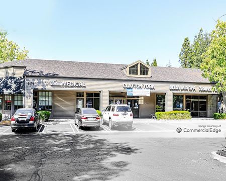 Clayton Station Shopping Center - Clayton