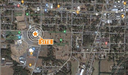 For Sale or Lease: 400 S Crawford St, Clarksville - Clarksville