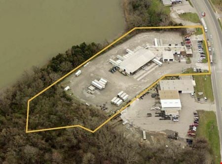 Photo of commercial space at 1100 Highway 20 in Decatur