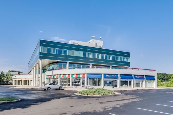 130 New Boston Street - KS Labs @Woburn Village