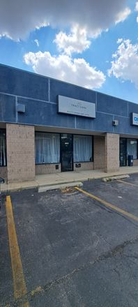 Units Available | Forest Park Retail Shopping Center