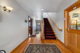 9th Street Multi-Tenant Office Opportunity