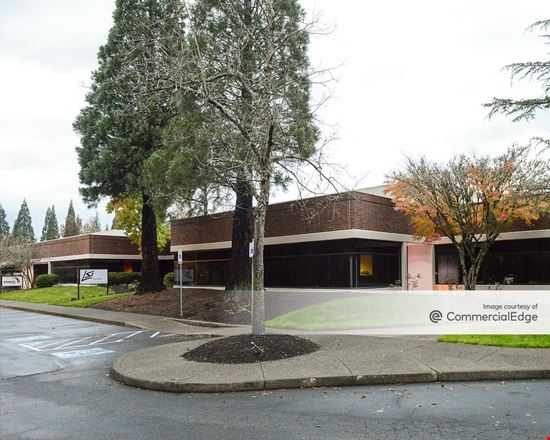 Waterside at Cornell Oaks Corporate Center