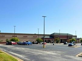 LARGE RETAIL BUILDING FOR SALE OR LEASE IN SOUTHWEST SPRINGFIELD