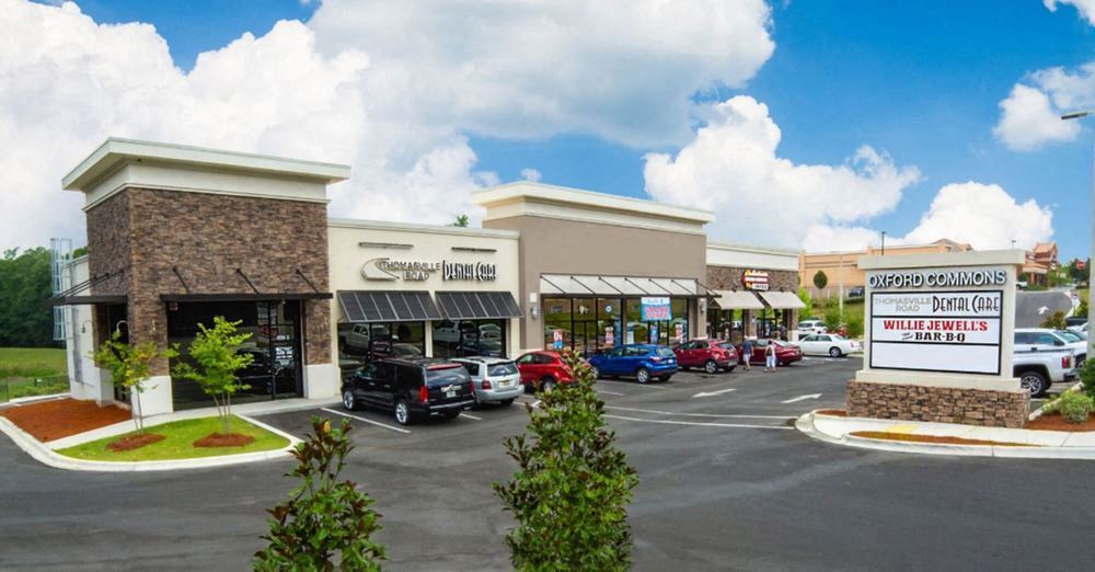 Oxford Commons 5442 Thomasville Road, Tallahassee, FL Retail Building