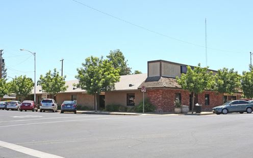 Office/Retail Space in Charming Downtown Reedley