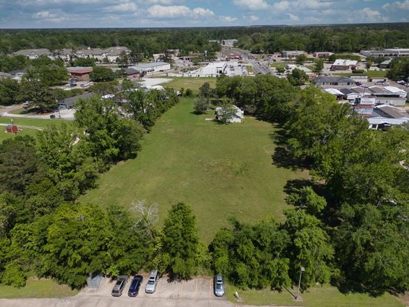 ±1.36 Acres Available on Florida Blvd. in Walker, LA