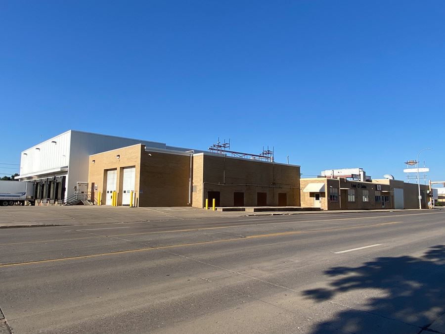 1207 & 1301 E Main Ave