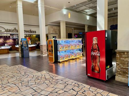 K09      Space Photo Gallery 4