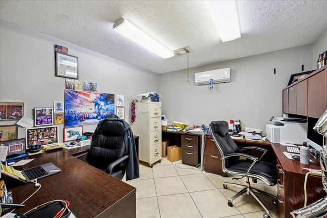16818 Titan Drive, Houston, TX 77058