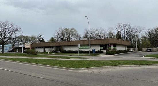 2882 S. Dixie Drive