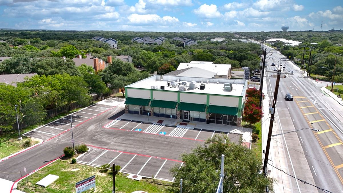 4999 De Zavala Rd