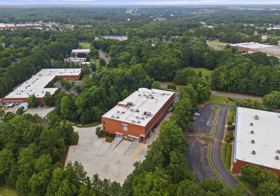 TechPark- 483 Lakeshore Parkway
