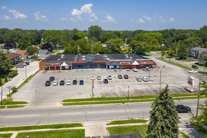 The Shoppes on Sylvania