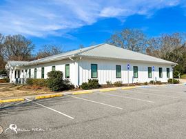 ±5,478 SF Medical Office Building in the Heart of Lexington | For Sale or Lease