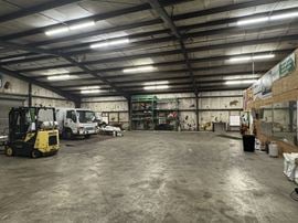 NEW PRICE! 7,000 SF OFFICE/WAREHOUSE