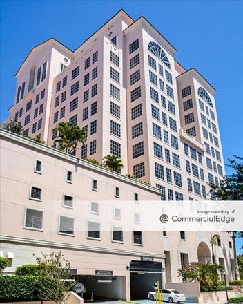 The Alhambra - 2 Alhambra Plaza