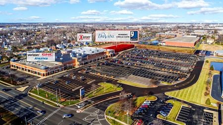 Retail space for Sale at 520-540 Schmale Road in Carol Stream