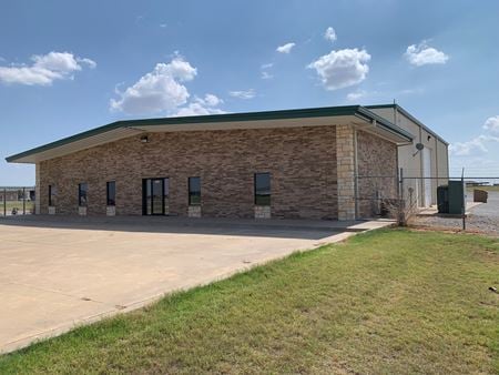 Photo of commercial space at 4800 Commerce in Weatherford